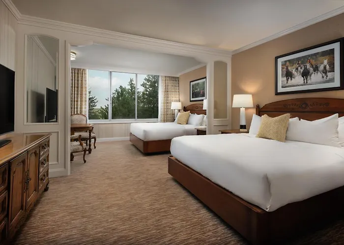Hotel Little America & 4*