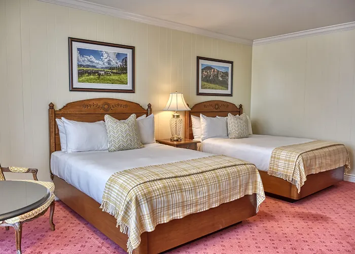 Little America & Hotel 4*