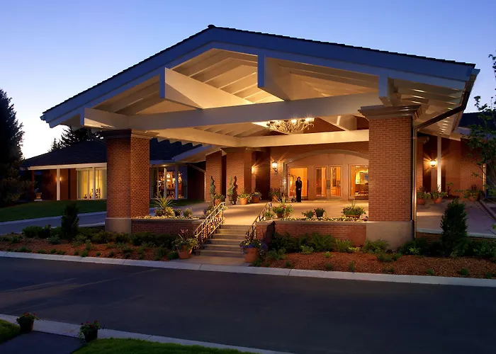 Hotel Little America &