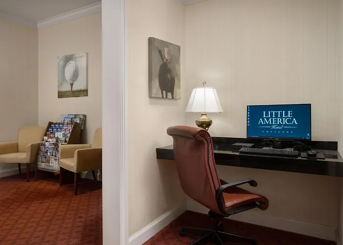 Little America & Hotel 4*
